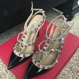 Valentino Garavani Black Studded heels